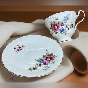 Vintage Royal Minster Fine Bone China Ribbed Footed Teacup & Saucer Wildflowers